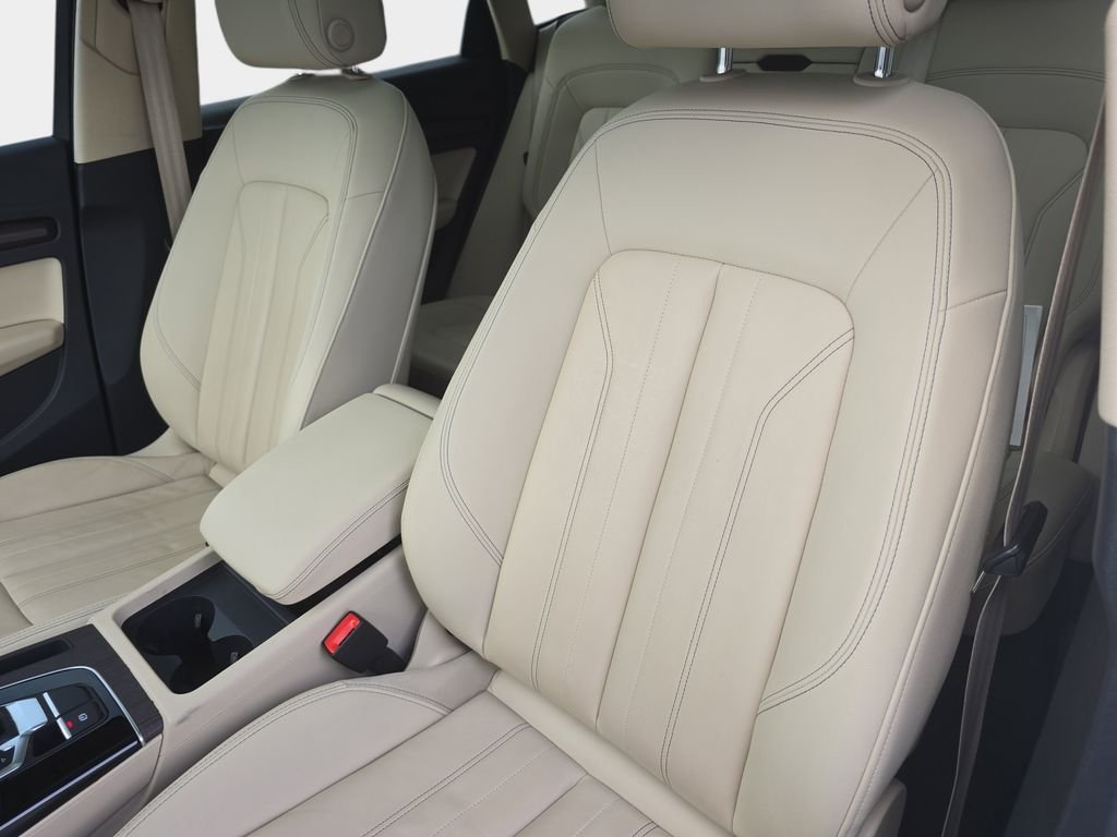Used 2023 White Audi 40 Premium image 25