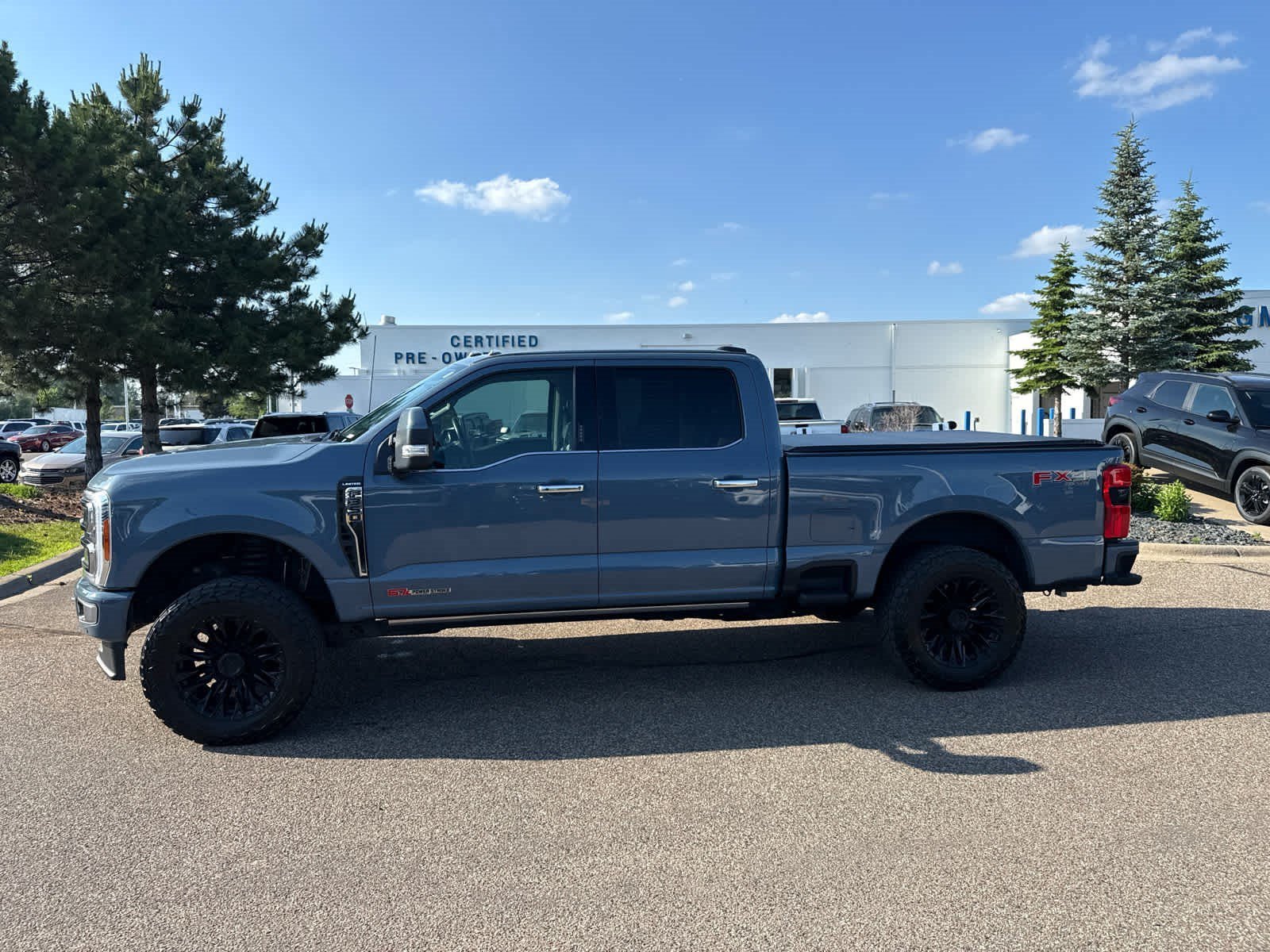 Used 2023 Gray Ford Limited image 4