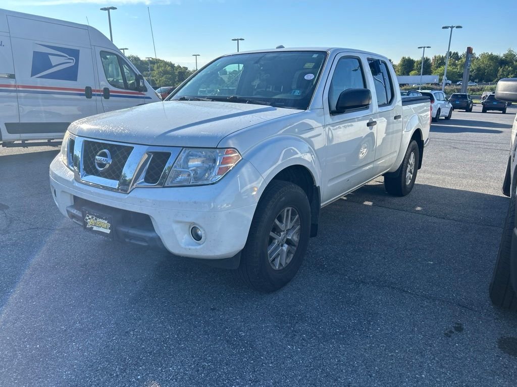 Used 2018 White Nissan SV image 1