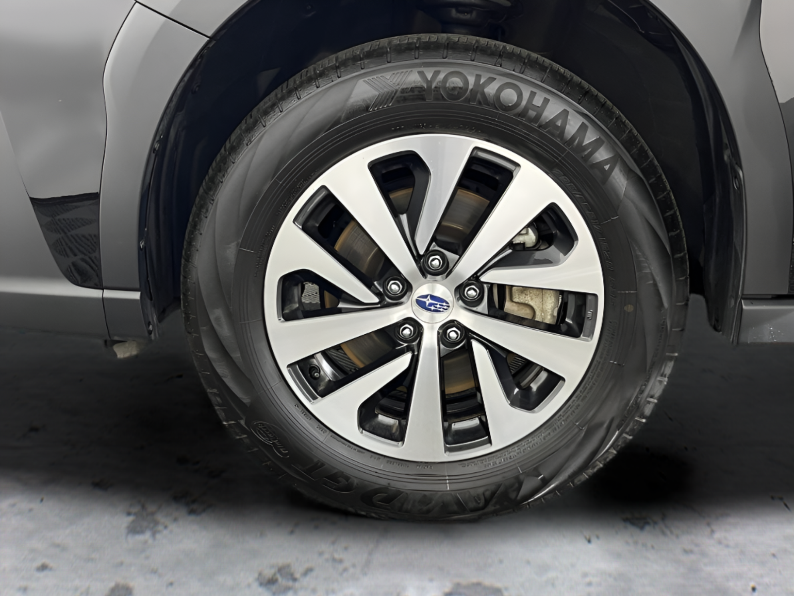 Used 2023 Crystal Black Silica Subaru Premium image 26