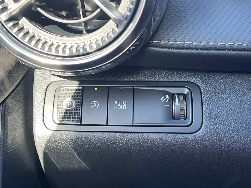 2027 Chevrolet Equinox LT - Photo 22