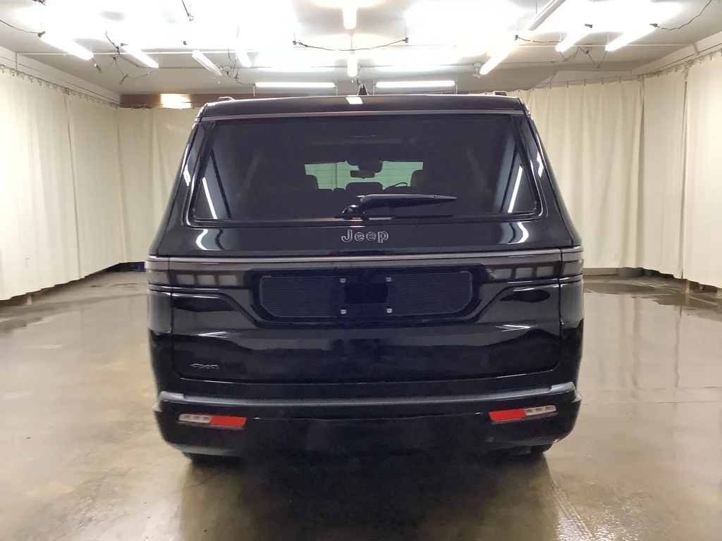 New 2026 High Gloss Black Exterior Paint Jeep Grand Wagoneer image 7
