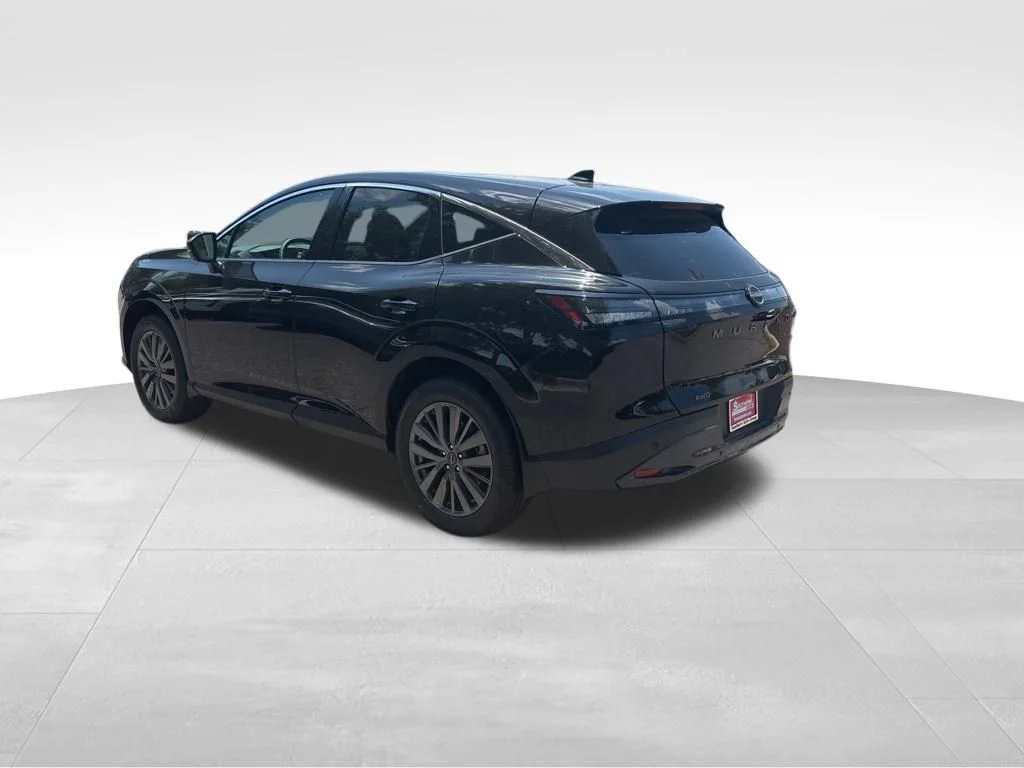 New 2026 Super Black Nissan SL image 2