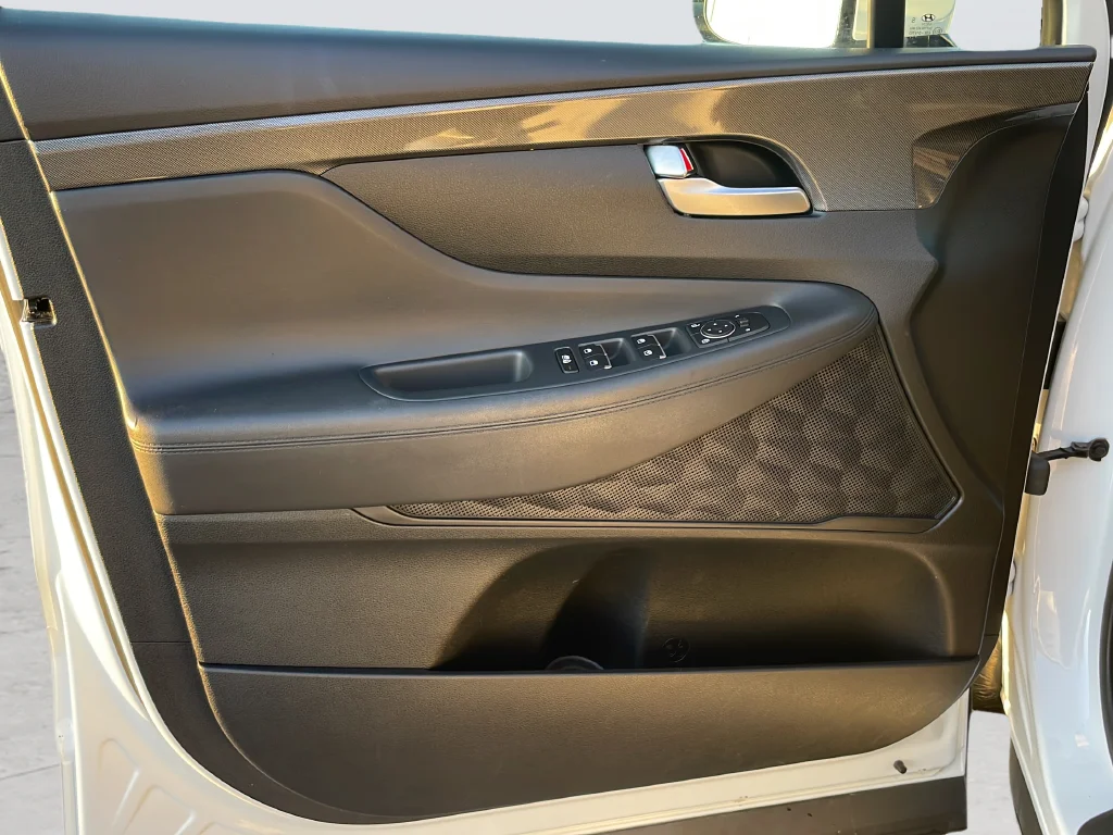 Used 2022 Gray Hyundai SEL image 23