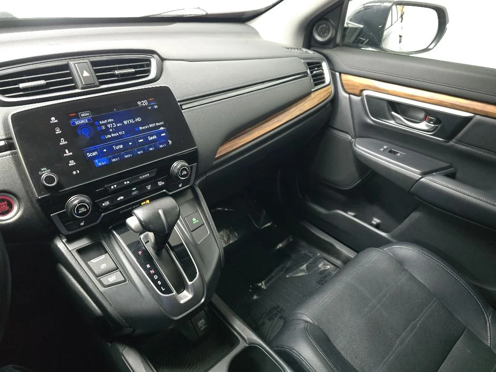Used 2018 Black Honda Touring image 26