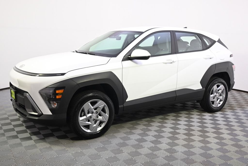 Certified 2024 Hyundai Kona SE with VIN KM8HACAB2RU126556 for sale in St. Louis Park, Minnesota