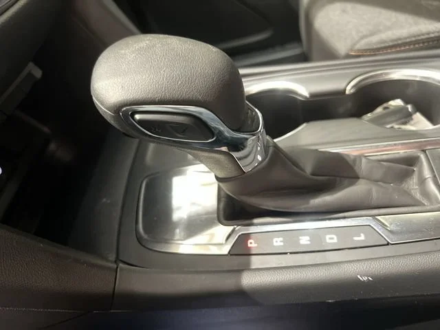 2022 Chevrolet Equinox LT - Photo 15