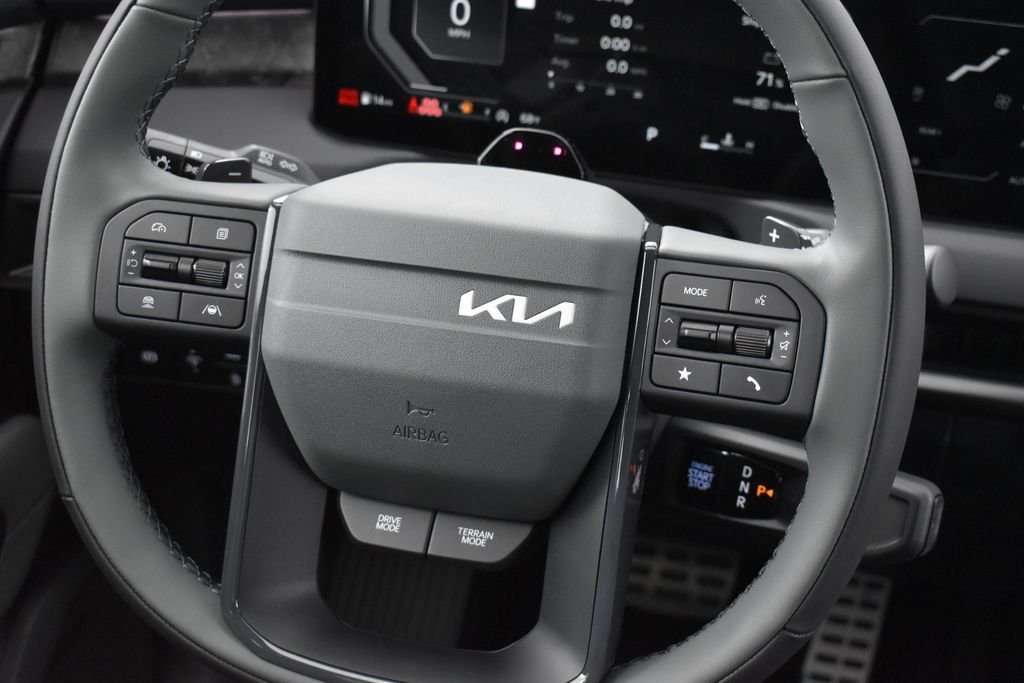 New 2027 Glacial White Pearl Kia X-Pro SX Prestige image 15