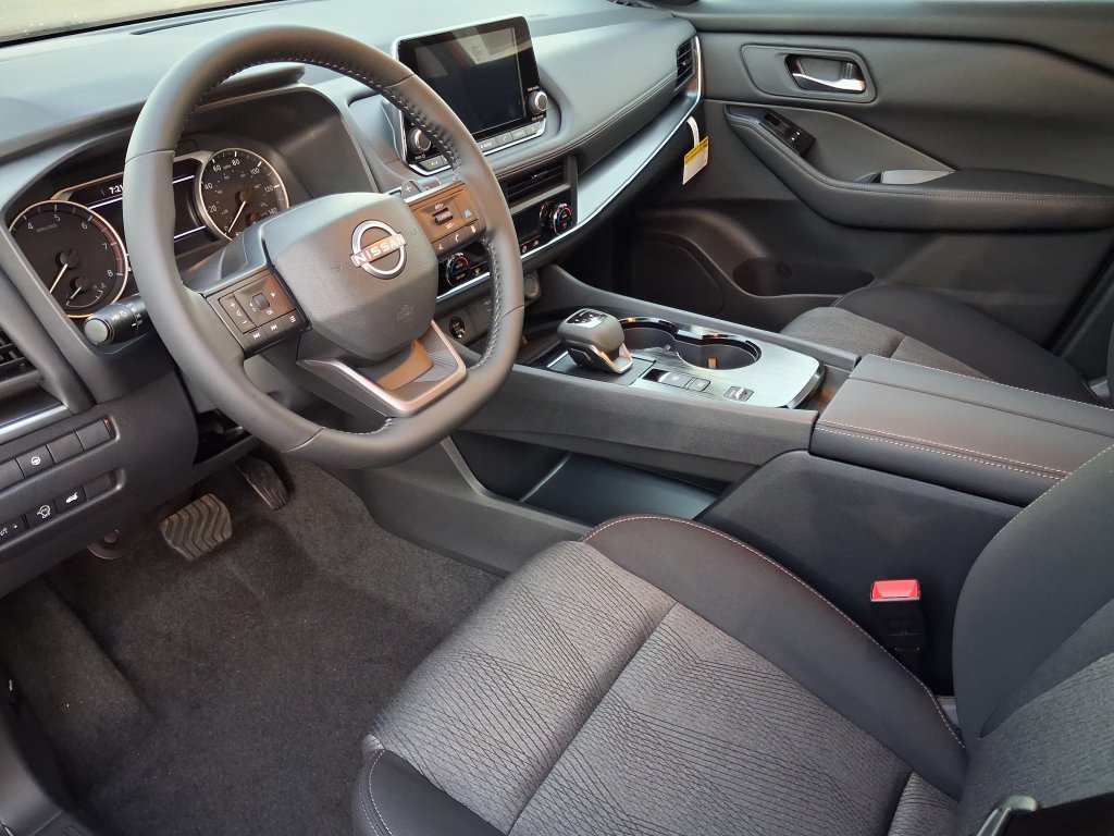 New 2027 Red Nissan SV image 8