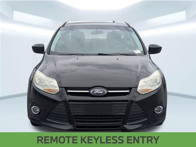 Used 2012 Black Ford SE image 10