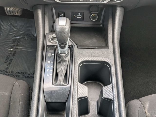 Used 2025 White Nissan S image 17