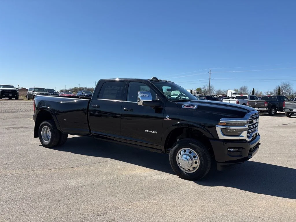 2026 RAM 3500 Limited/Longhorn 4X4 Crew Cab LWB's photo