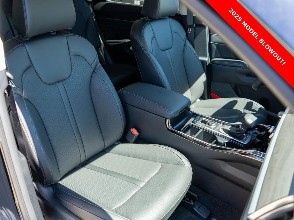 2025 Kia Sorento X-Line SX - Photo 9
