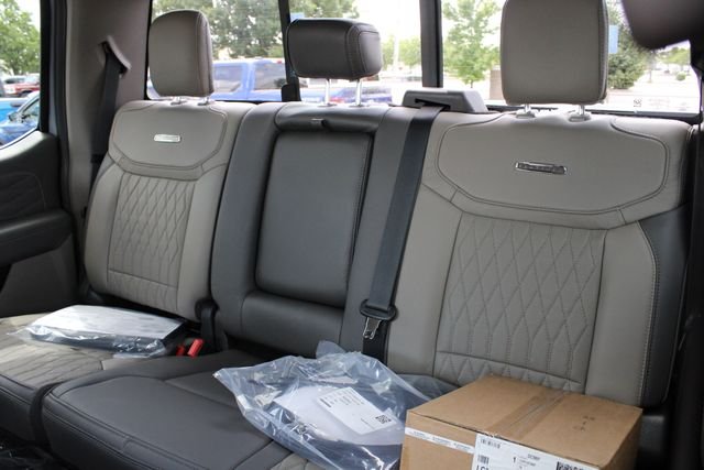 New 2026 Glacier Gray Metallic Tri-Coat Ford Platinum image 22