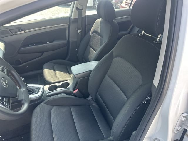 Used 2018 White Hyundai SEL image 15