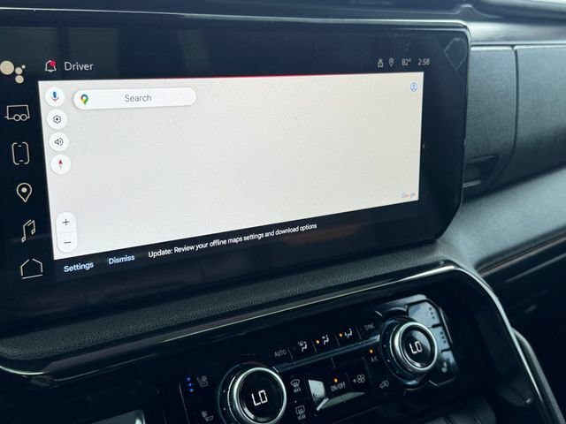 Used 2024 Sterling Metallic GMC AT4 image 27