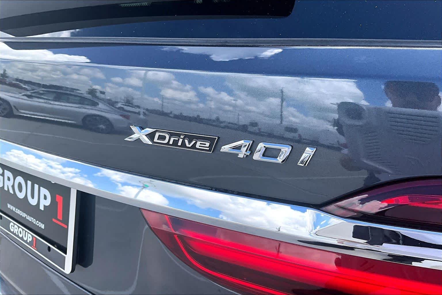 Used 2020 Arctic Gray Metallic BMW xDrive40i image 9