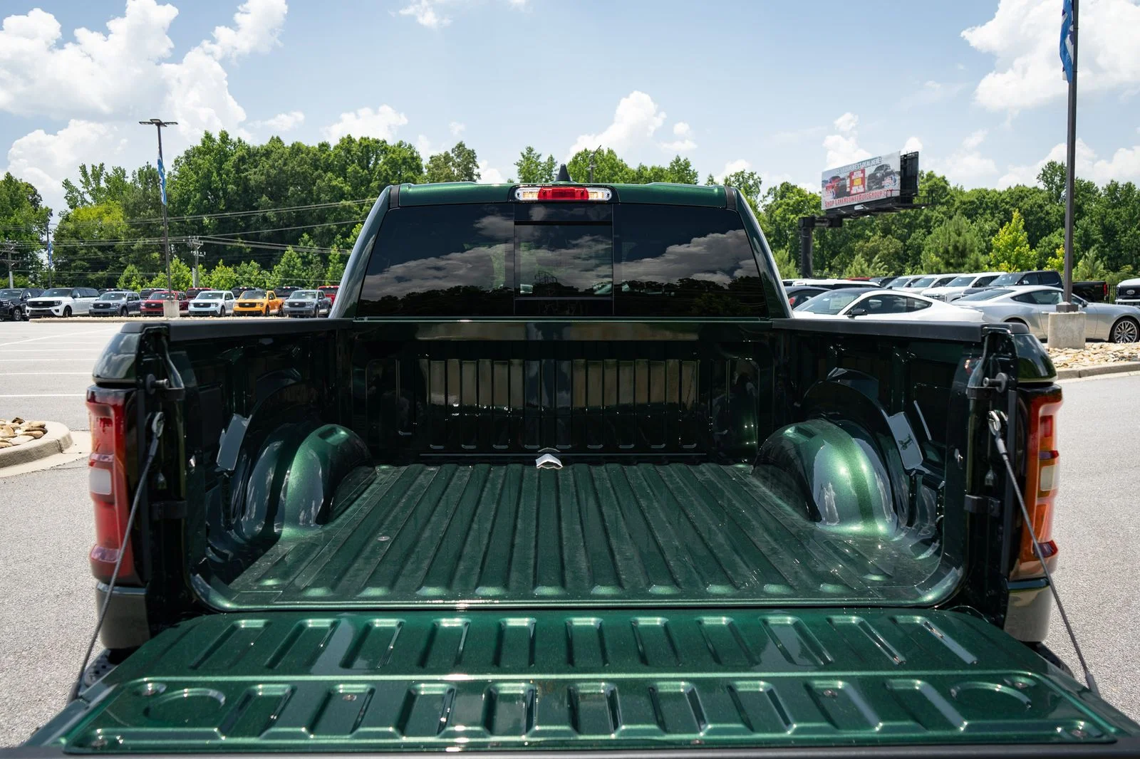 New 2026 Serrano-Green Metallic Exterior Paint RAM Big Horn/Lone Star image 9