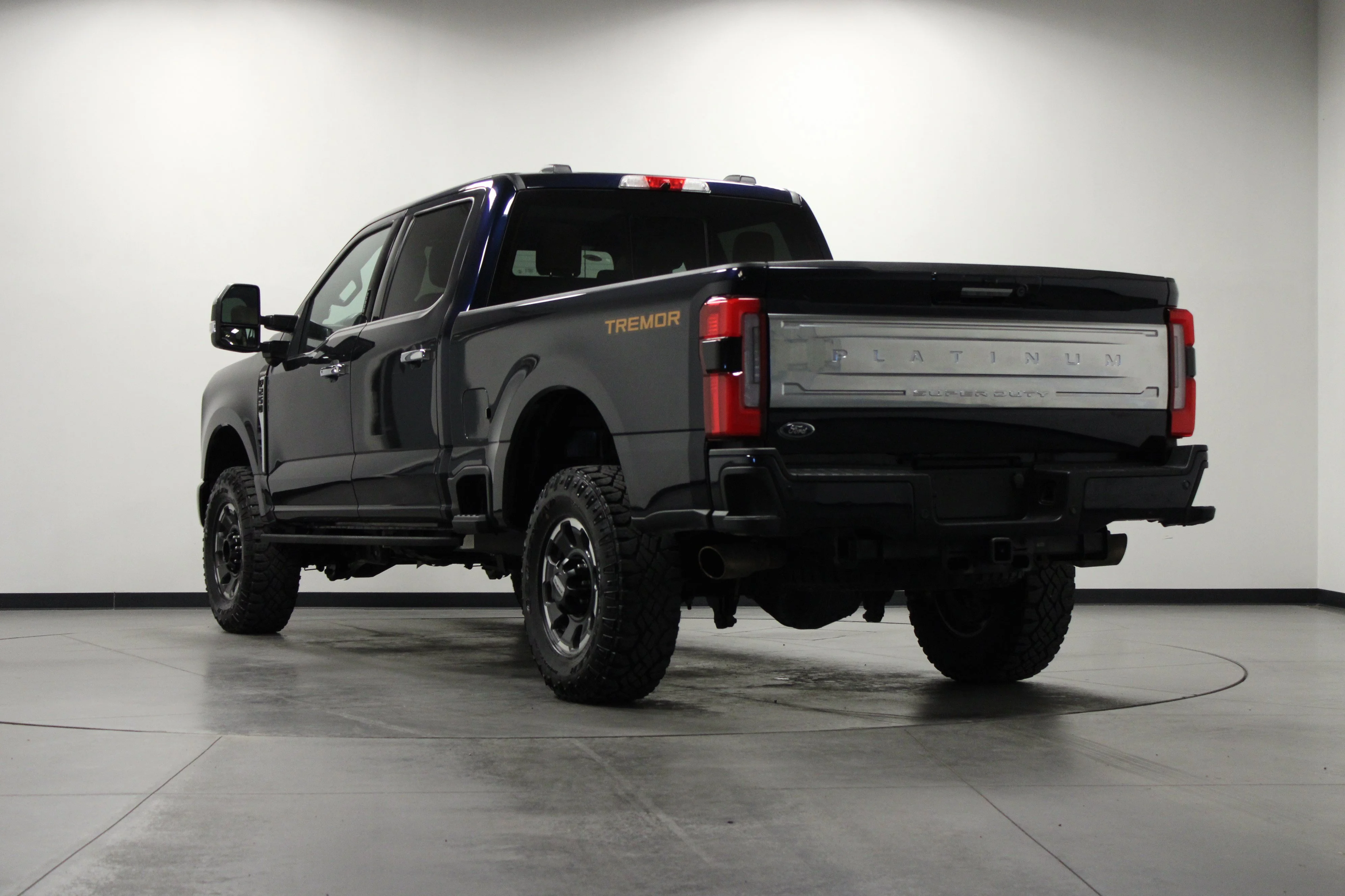 Used 2023 Antimatter Blue Metallic Ford Platinum image 6