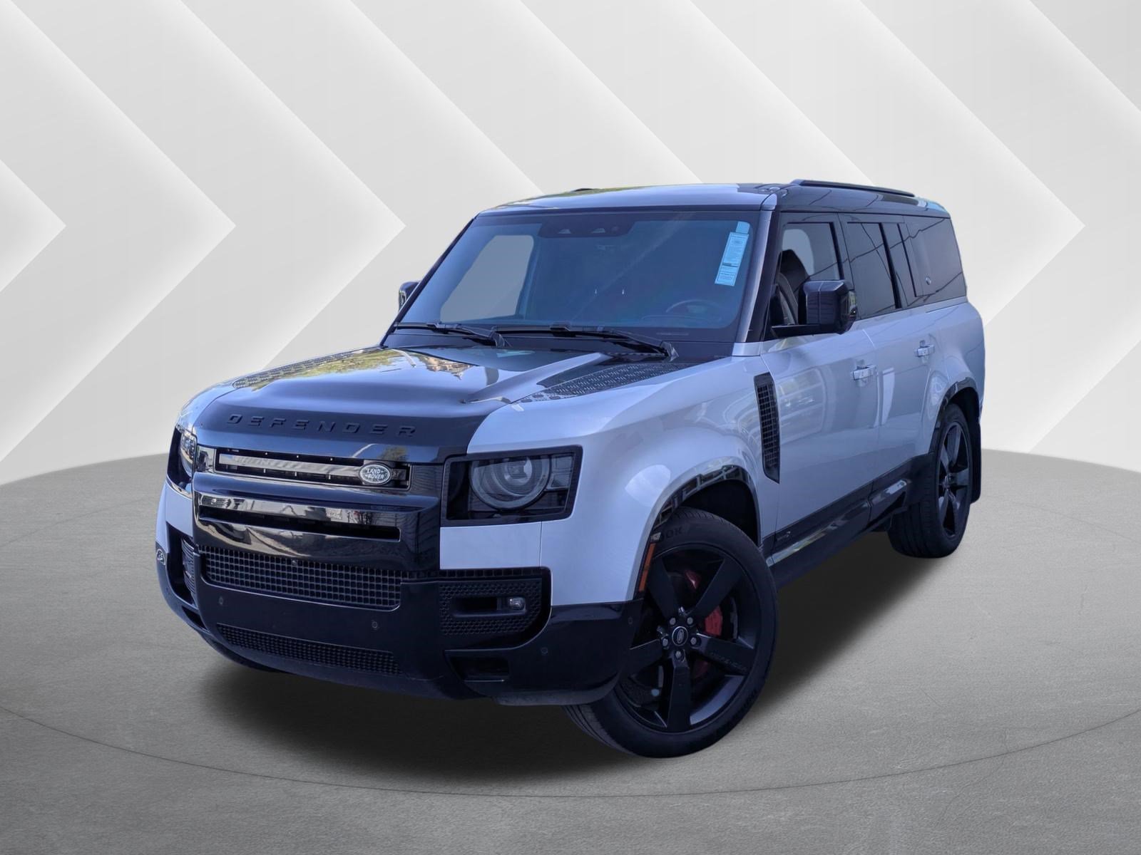 2023 Land Rover Defender X's photo