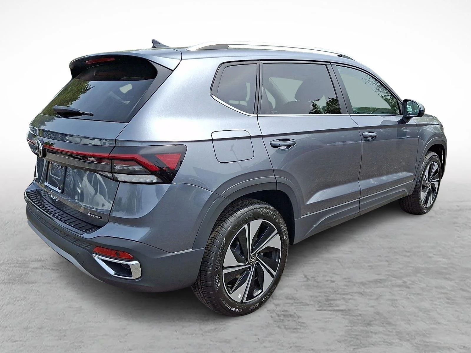 New 2026 Platinum Gray Metallic Volkswagen SE image 6