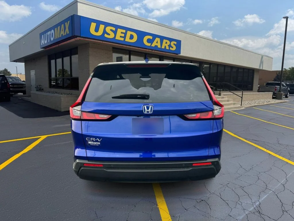 Used 2024  Honda EX-L image 6