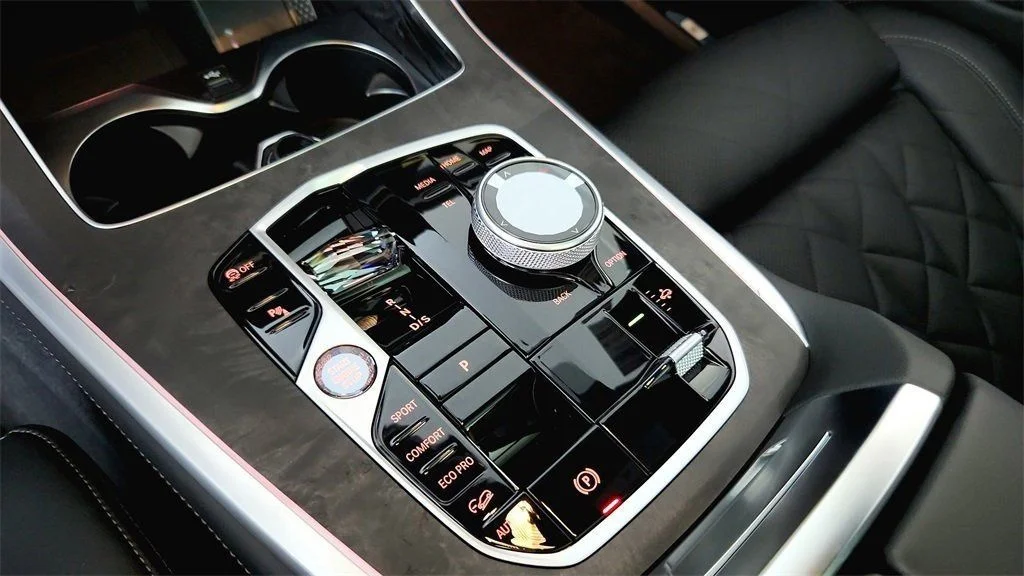 Used 2026 Brooklyn Grey Metallic BMW xDrive40i image 21