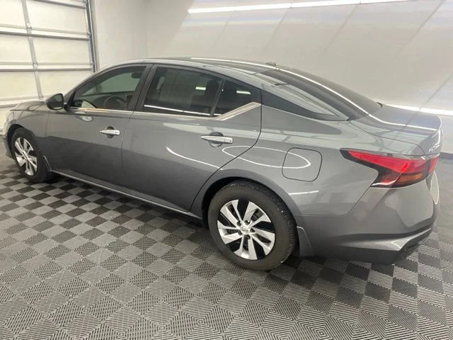Used 2019 Gray Nissan 2.5 S image 19