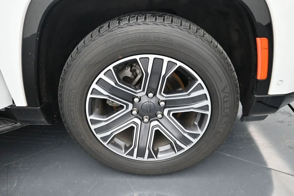 Used 2024 White Jeep Series II image 16