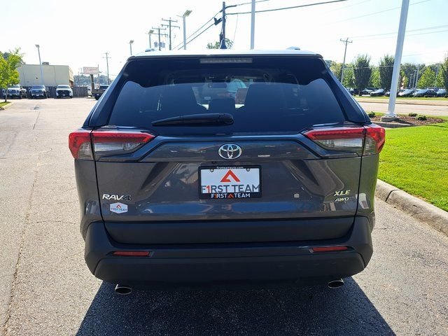 Used 2025 Gray Toyota XLE image 9