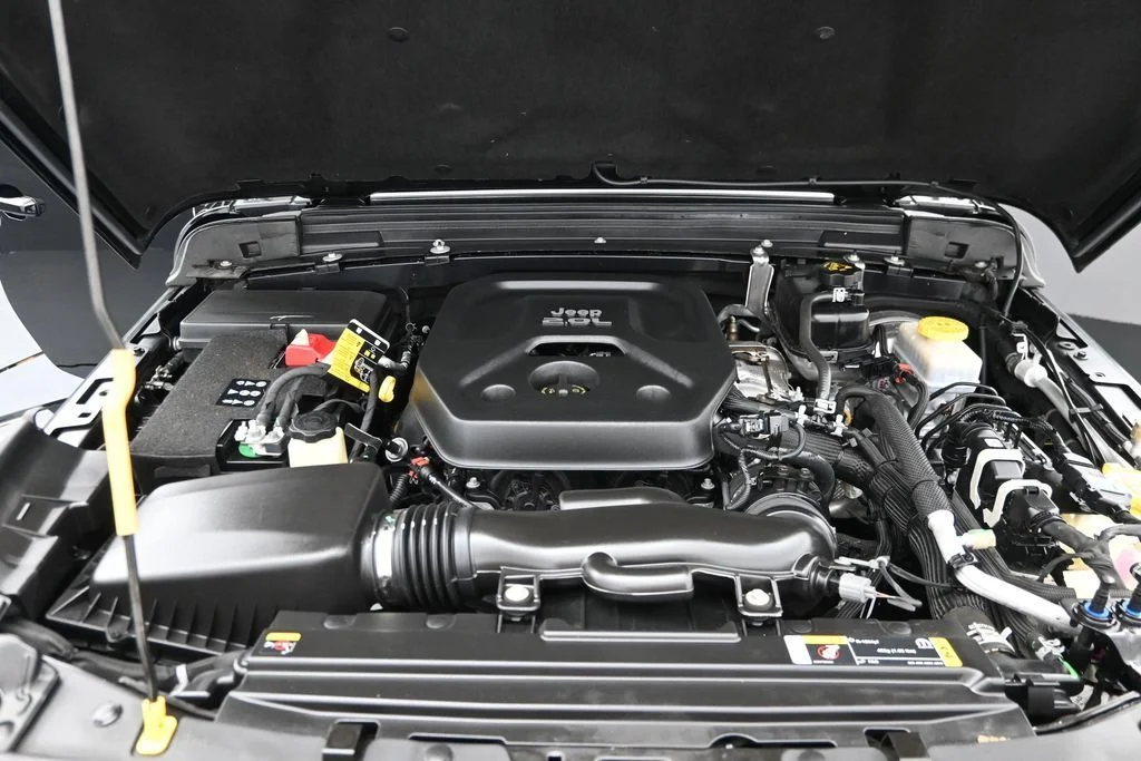 Used 2021 Black Jeep Unlimited Sahara High Altitude image 16