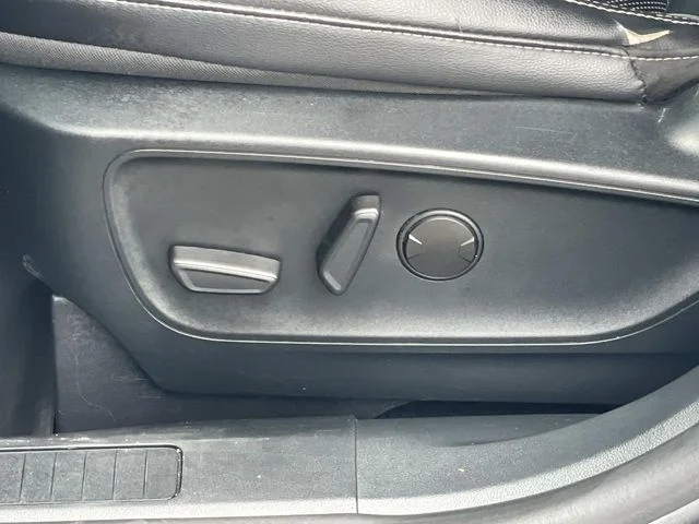 Used 2021 Gray Ford SEL image 15
