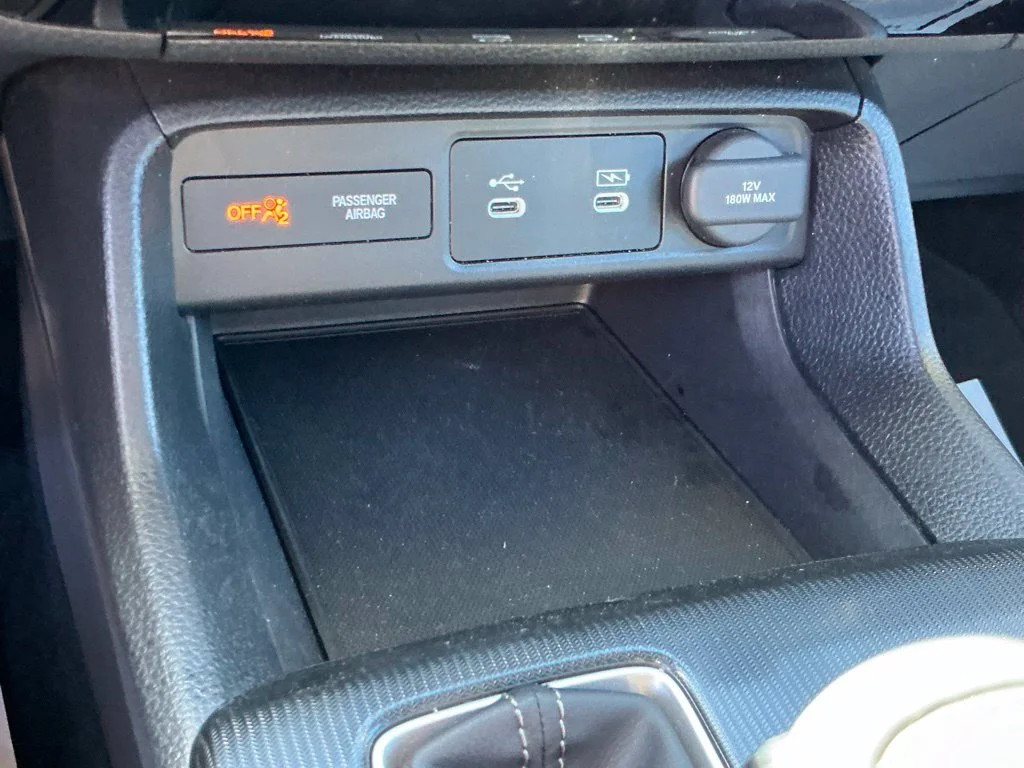 Used 2025  Honda Sport image 35