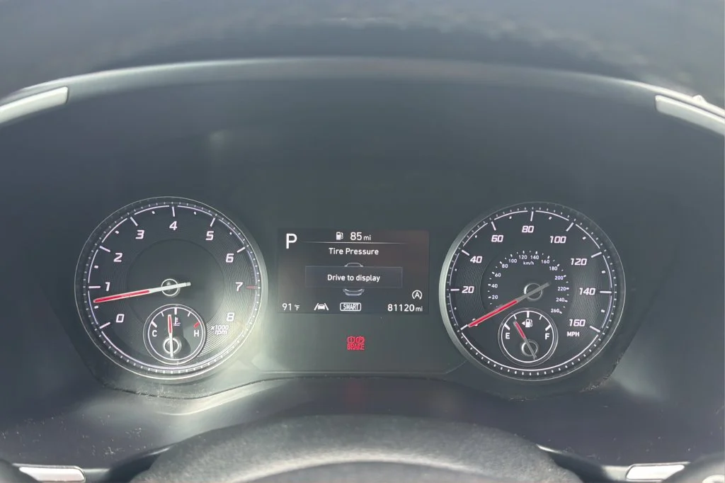 Used 2023 Gray Hyundai SEL image 25