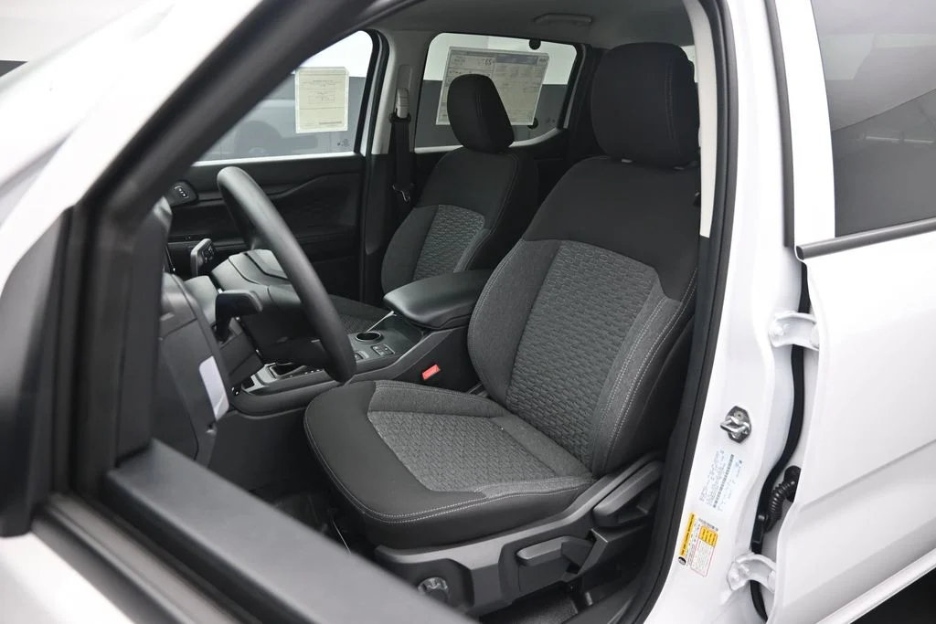 New 2026 Oxford White Ford XL image 8