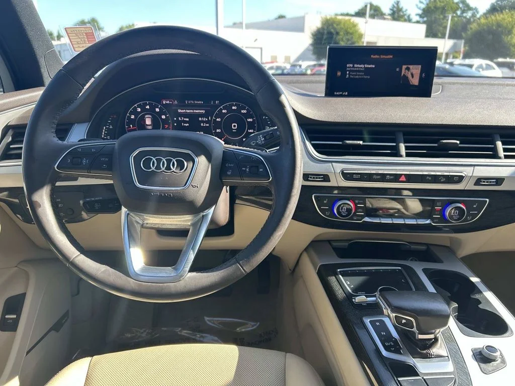 Used 2018  Audi 2.0T Premium Plus image 17