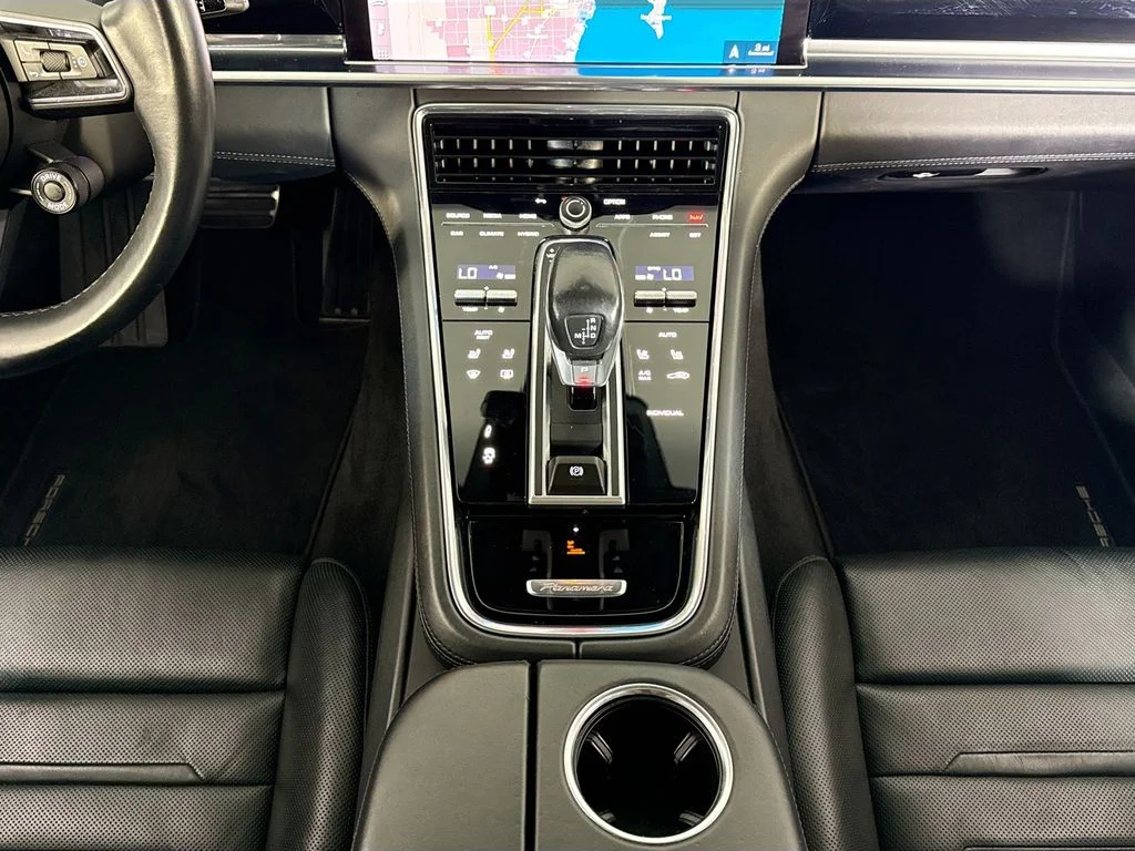 Used 2021 Dolomite Porsche 4S image 17