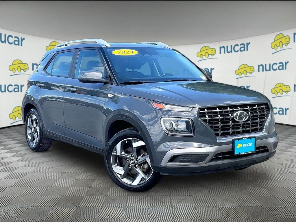 Used 2024 Gray Hyundai SEL image 1