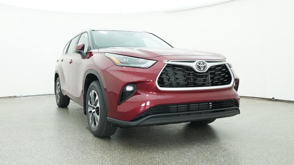 New 2026 Ruby Flare Pearl Toyota XLE image 44