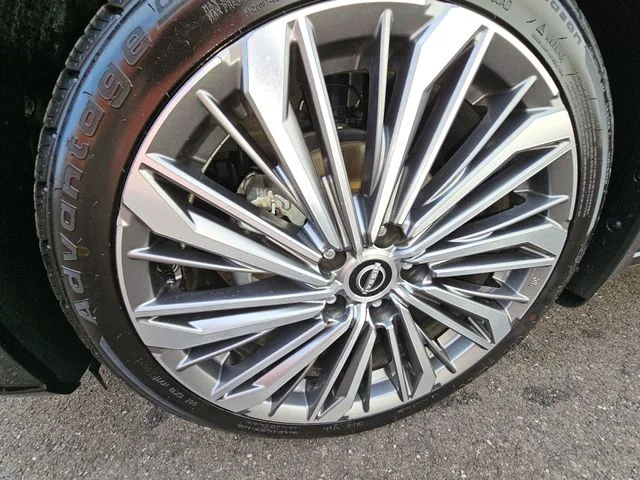 Used 2024 Black Nissan 2.5 SL image 35