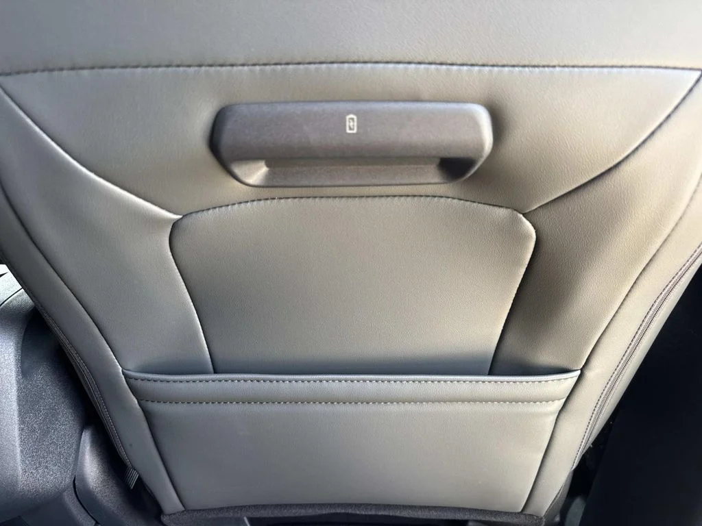 New 2026 Agate Black Metallic Ford Active image 26