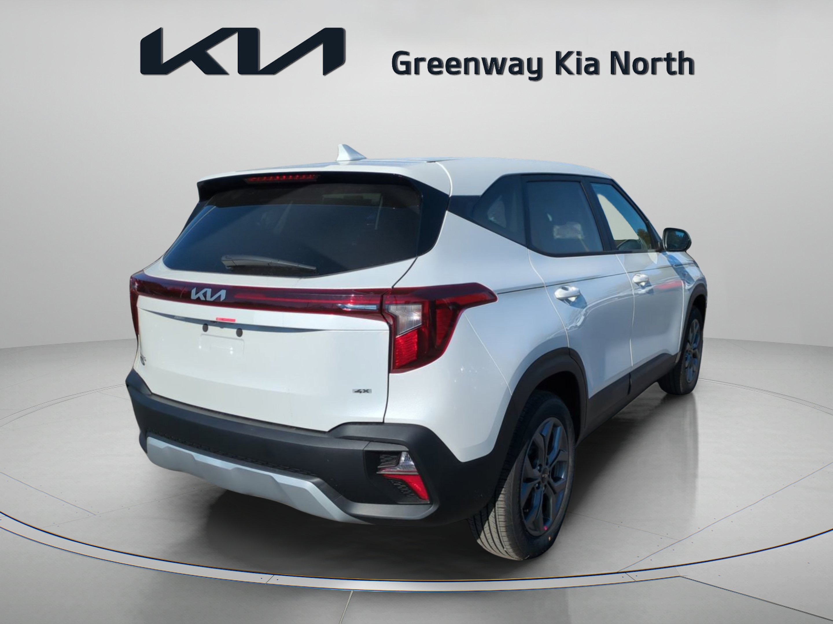 New 2026 Snow White Pearl Kia LX image 8