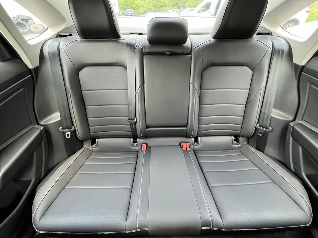 Used 2023 Gray Volkswagen 1.5T SE image 27