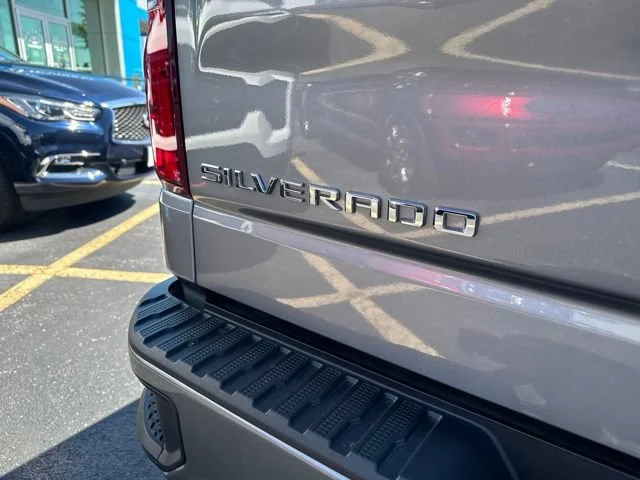 2023 Chevrolet Silverado 1500 RST - Photo 16