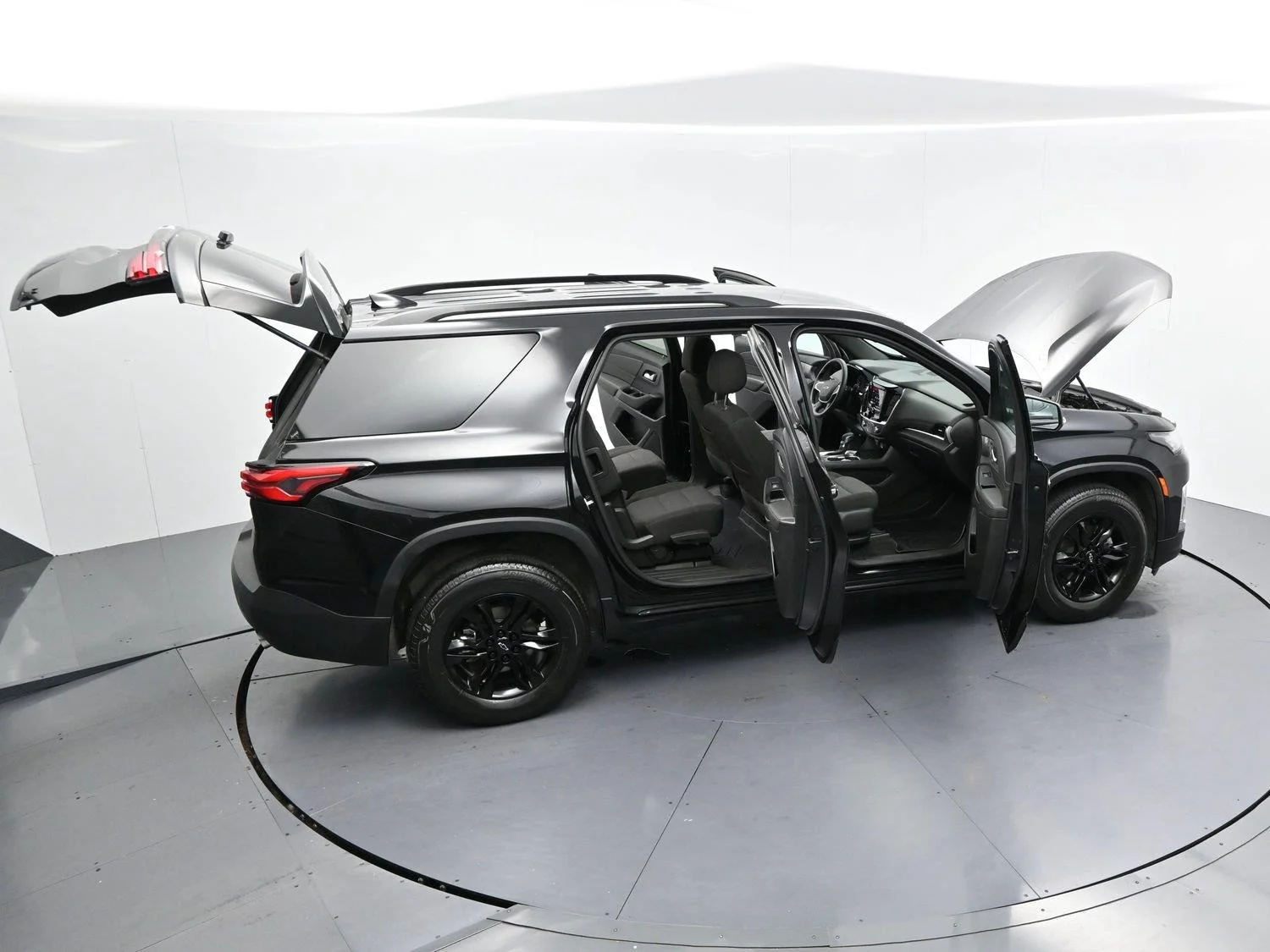Used 2023 Mosaic Black Metallic Chevrolet LT Cloth image 40