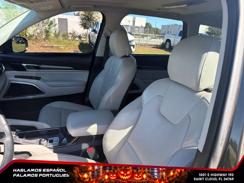 Used 2020  Kia S image 13