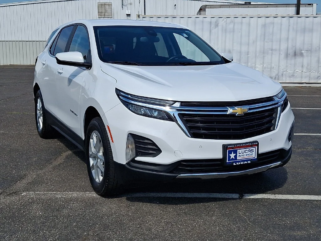 Used 2023 Summit White Chevrolet LT image 2