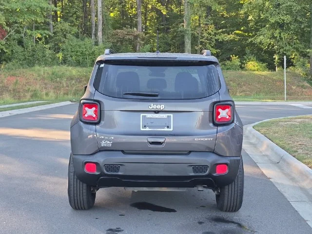Used 2018 Gray Jeep Sport image 4