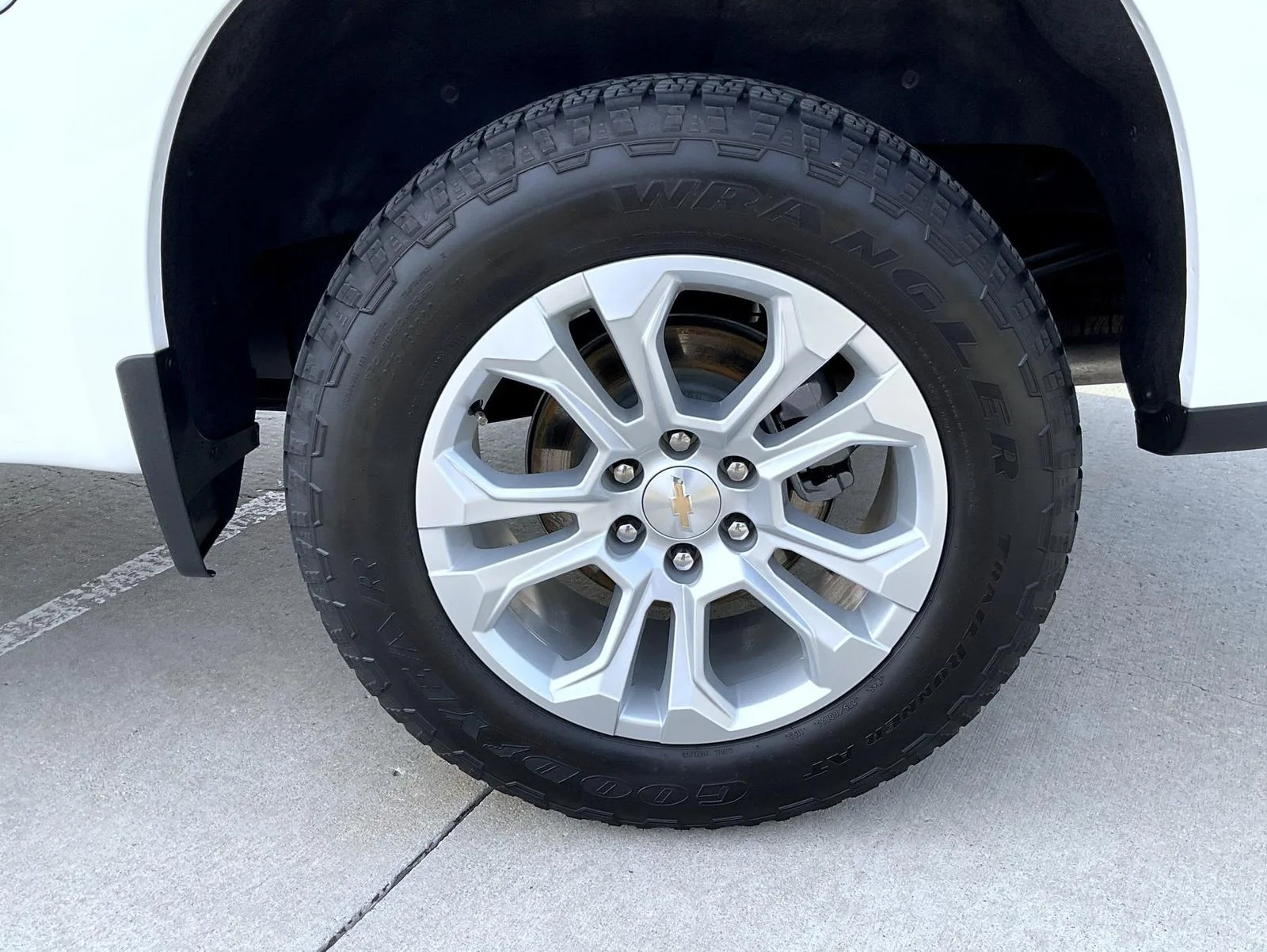 Used 2023 White Chevrolet LTZ image 20