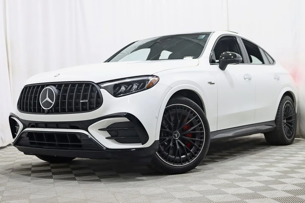 2025 Mercedes-Benz GLC AMG GLC63 S - Photo 6